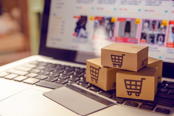 A laptop computer on an eCommerce website.